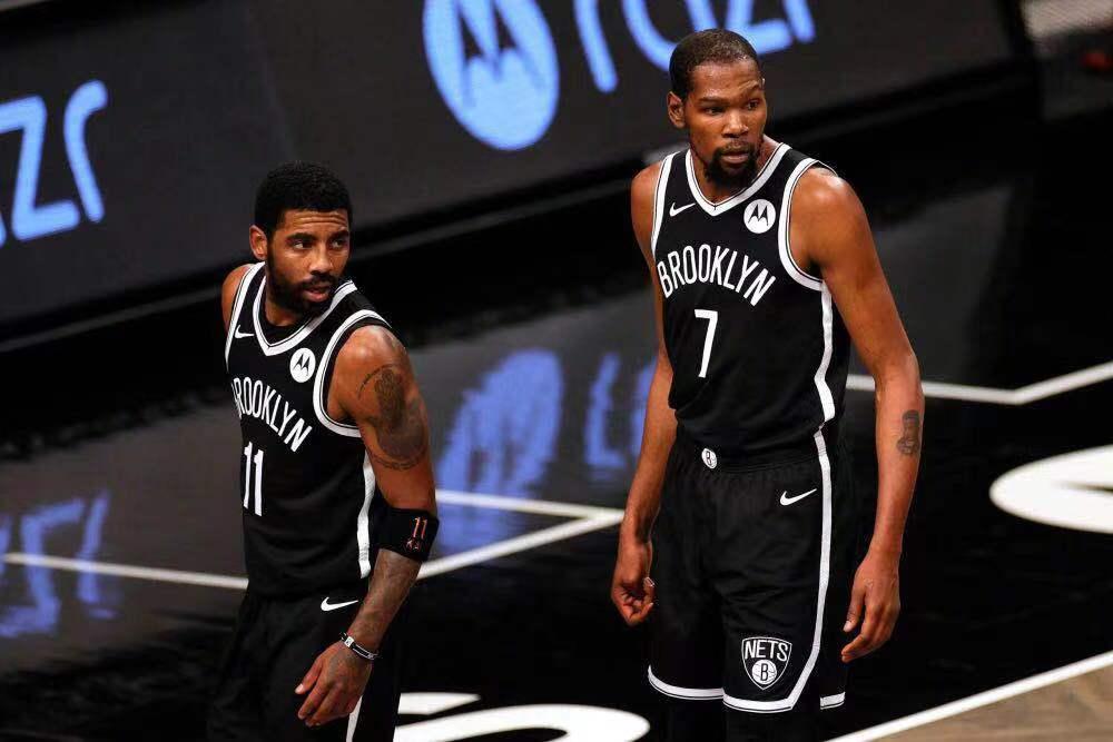 NBA掘金vs快船视频直播，一场西部暗战的火花，你得这么看